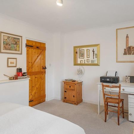 17Th Century Cottage In Bideford Private Parking المظهر الخارجي الصورة